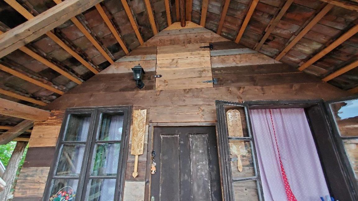 Casa Rustic Feher & Fekete Vendeghazak Sovata Exterior photo