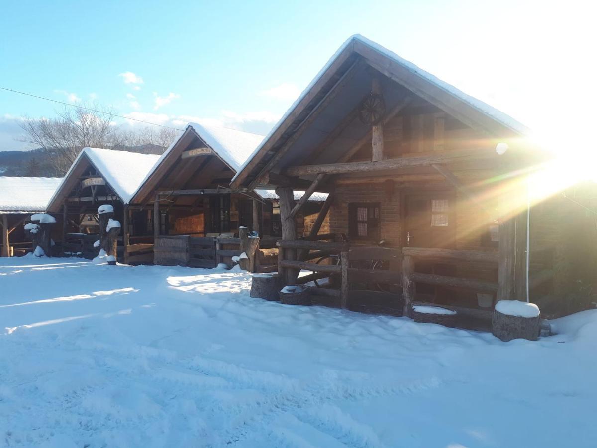 Casa Rustic Feher & Fekete Vendeghazak Sovata Exterior photo