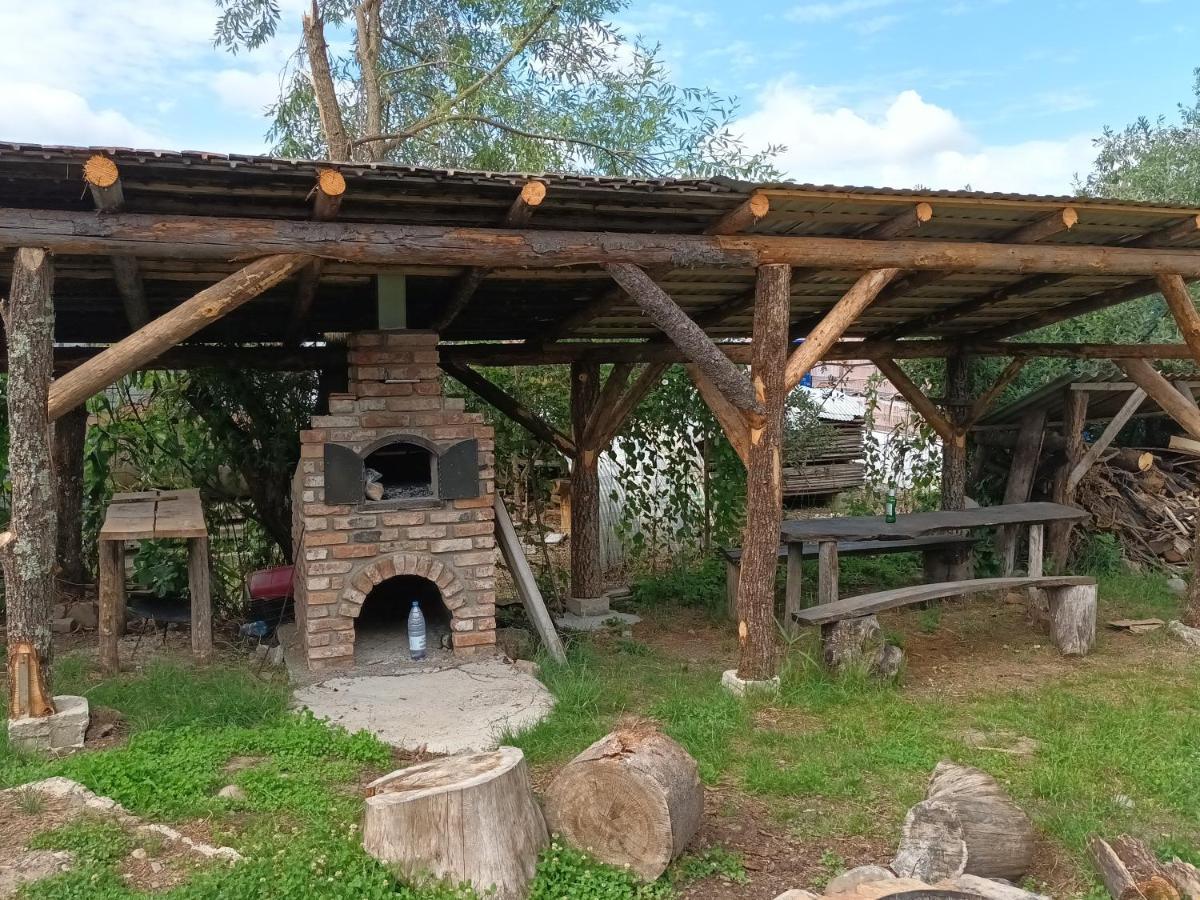 Casa Rustic Feher & Fekete Vendeghazak Sovata Exterior photo